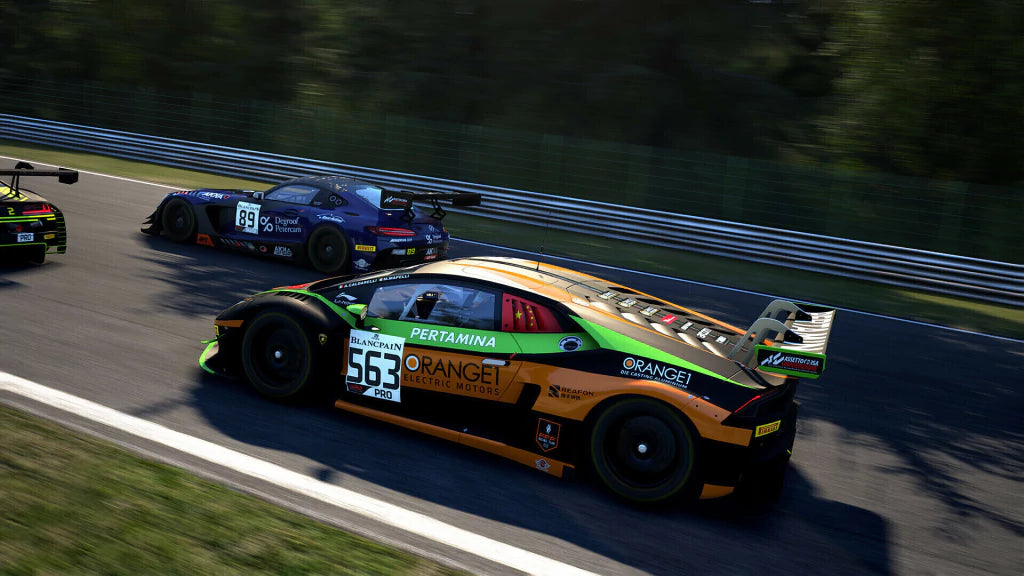 Gameplay e captura de tela de Assetto Corsa Competizione - PS4